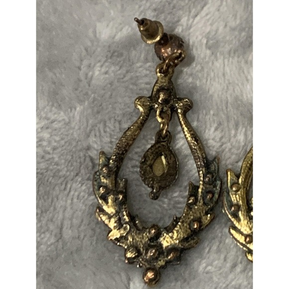 Vintage Style Laurel Wreath Dangle Teardrop Earrings Gold Tone Green Rhinestones - Picture 10 of 15